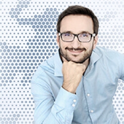 Mateusz Dąbrowski trener wystąpień publicznych i zarządzania zespołem